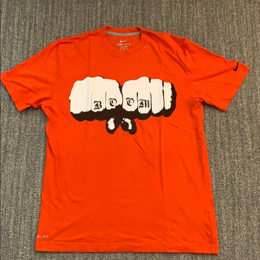 Nike dri fit tshirt M